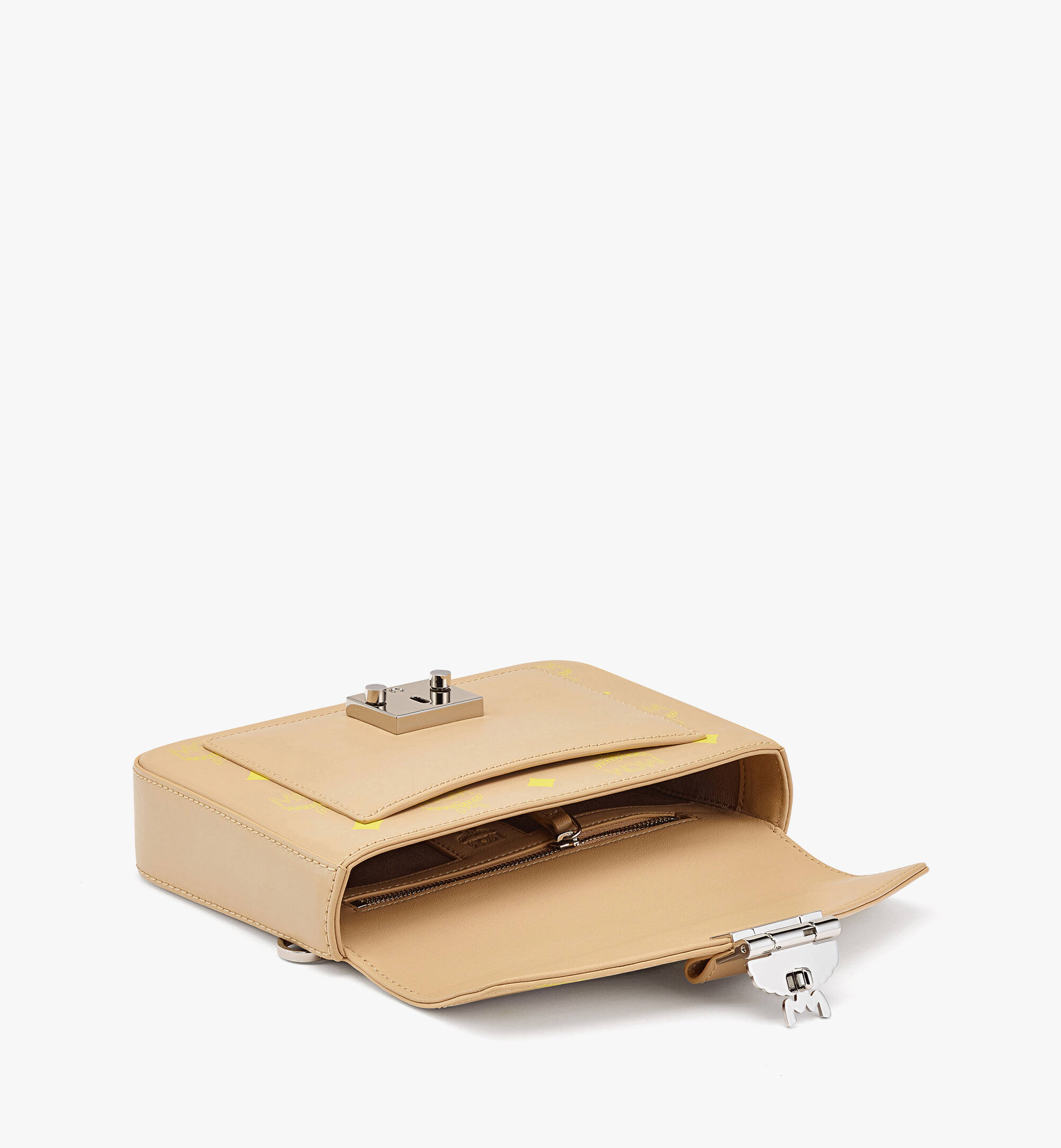 暗いところ光る】本物の桜を使った3WAYストラップチャーム241023②