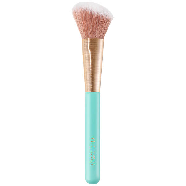 Angled Blush Brush