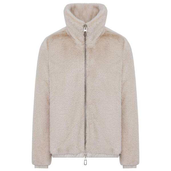 Jacke Manila