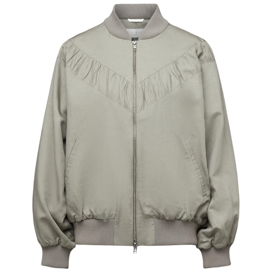 Jacke Grenton
