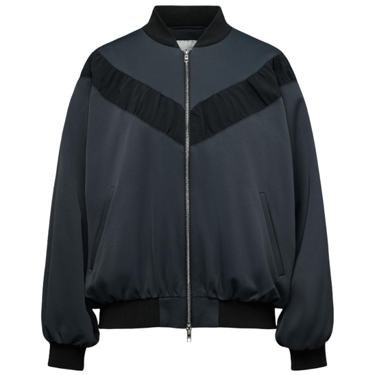 Jacke Grenton