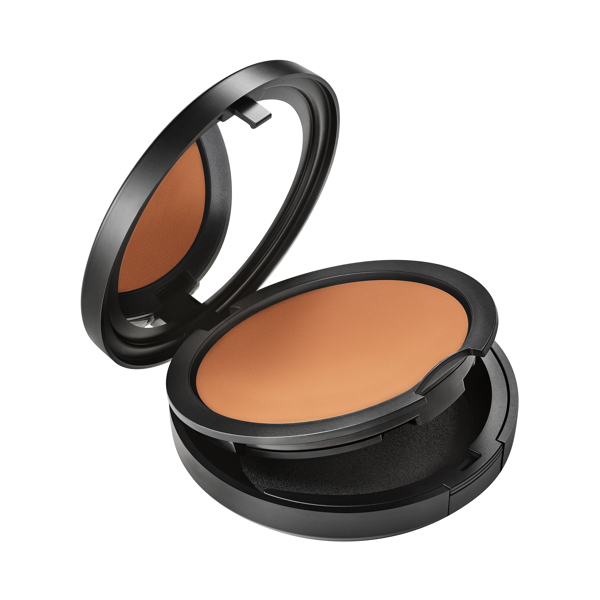 STUDIO FIX POWDER PLUS FOUNDATION